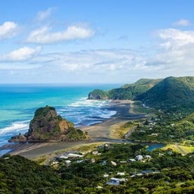 What are some foods to try while I’m in New Zealand?