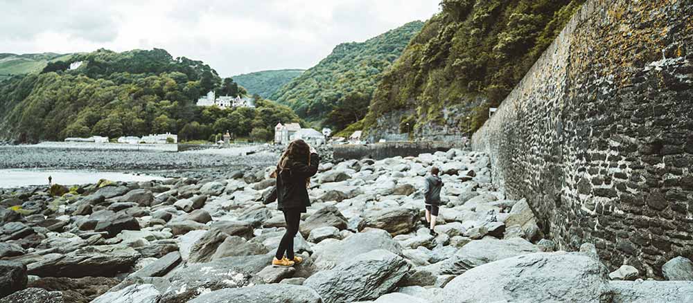 Children-on-an-adventure