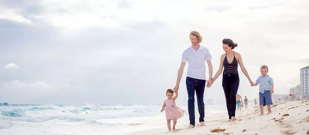 fergusson family with toddlers in cancun
