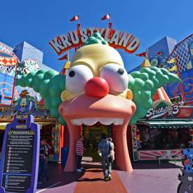 Where is the best place to buy souvenirs? 