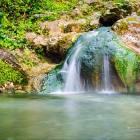 Are there hot springs in Hot Springs National Park?
