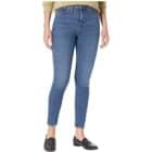 High-waisted jeans