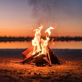 What is the best time of year to go beach camping?