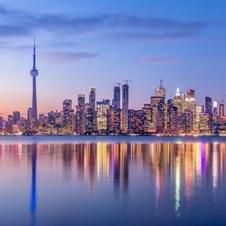 What are the best sports teams to watch in Toronto?
