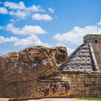 What are the best day trips from Riviera Maya?