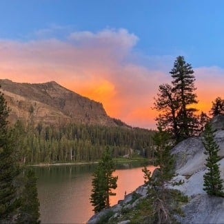 Is Lake Tahoe worth visiting while I’m in Reno?