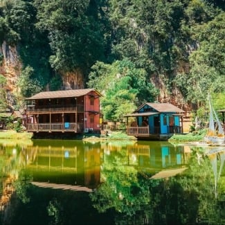 Should I travel to West Malaysia or Malaysian Borneo?