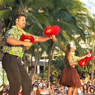hula show in honolulu