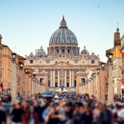 When is the best time to visit the Vatican? 