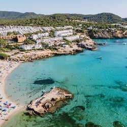 What is the transportation system like in Ibiza/How do I get around?