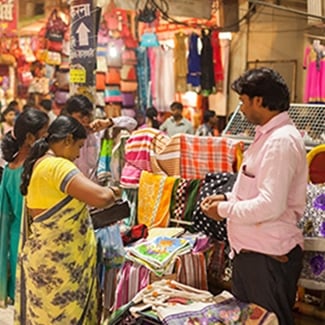 What are some good souvenirs to bring home from India?